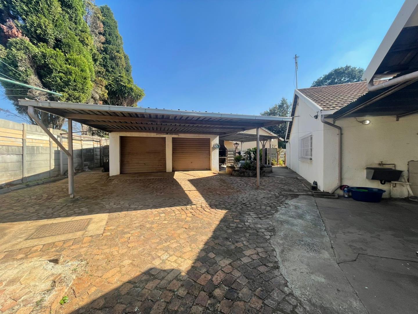 3 Bedroom house for sale in Birch Acres Ext 3